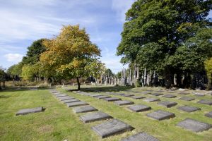 undercliffe september 26 2011 quaker graves 1 sm.jpg